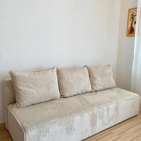 アパート Chic & Cozy Beige ブラチスラヴァ