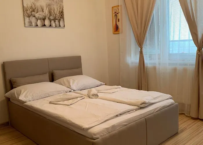 Chic & Cozy Beige Bratislava